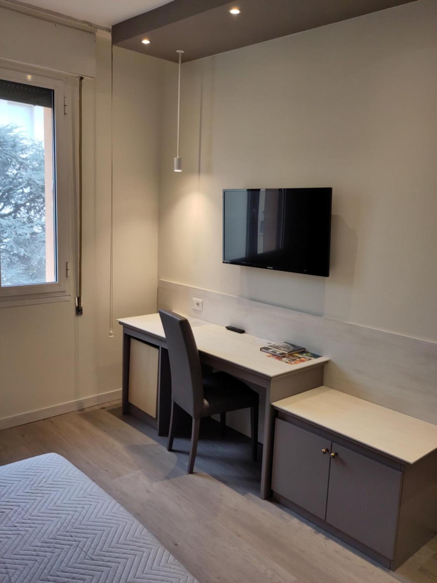 Hotel Confidence Europa 3*